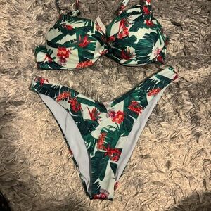 Victoria's Secret Tropical Floral Push-Up Bikini Set - Green, Red, White